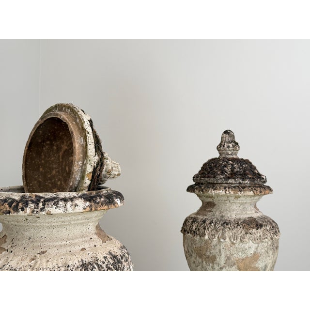 19th Century Urn Vases in Terracotta, 1890s, Set of 2 For Sale - Image 4 of 5