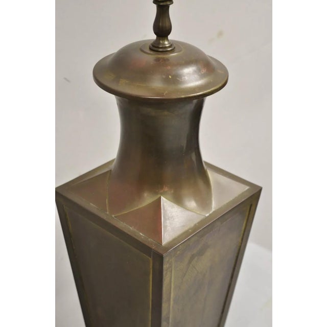 Wildwood Vintage Chinoiserie Patinated Brass Square Jardiniere Table Lamp Wildwood For Sale - Image 4 of 11