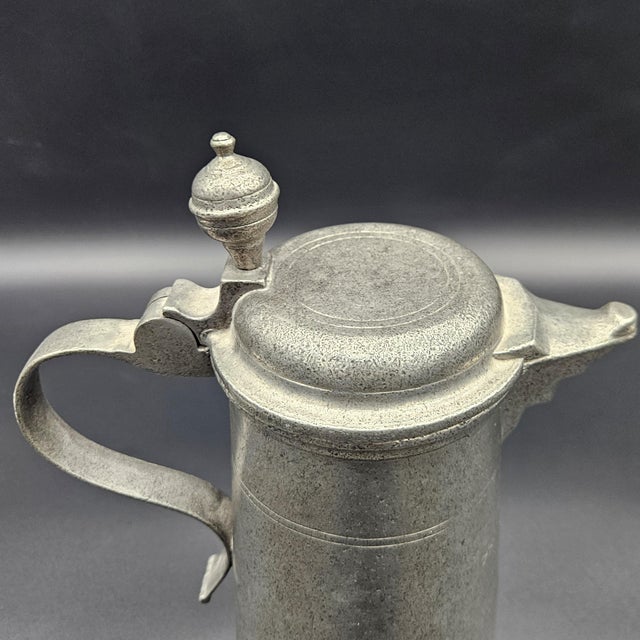 Antique Jug in Pewter, in Good conditions. Designed before 1890