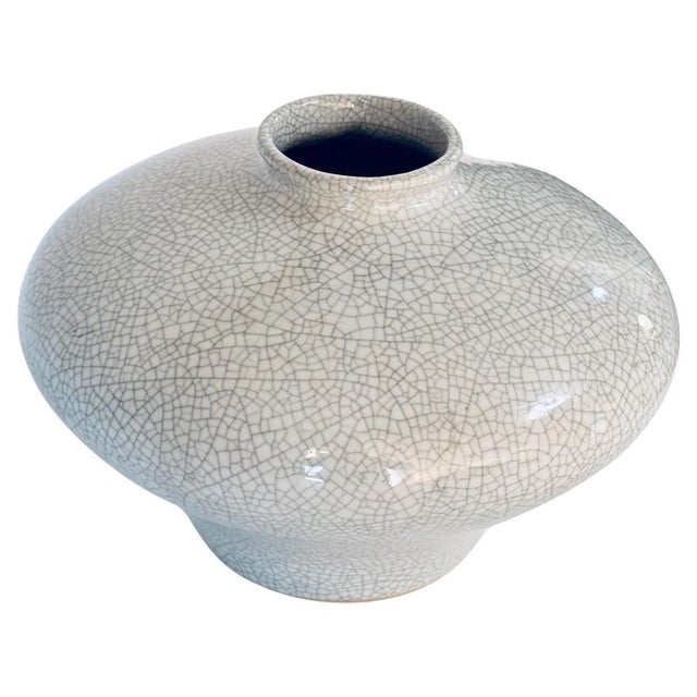 French Art Deco White Crackled Ceramic Vase, 1940s For Sale - Image 12 of 12