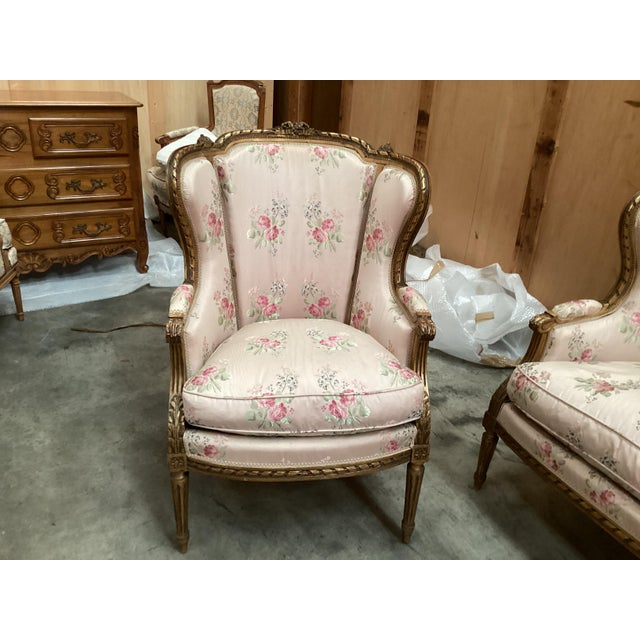 Rare Louis XVI Gilt Salon Set W/Original Silk Floral Upholstery For Sale In New York - Image 6 of 17