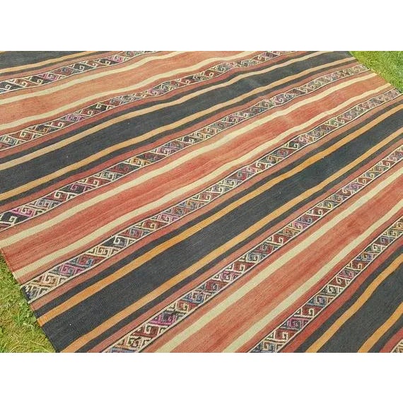 1970s Vintage Handmade Turkish Flatweave Kilim Rug - 5′8″ × 10′11″ For Sale - Image 9 of 10