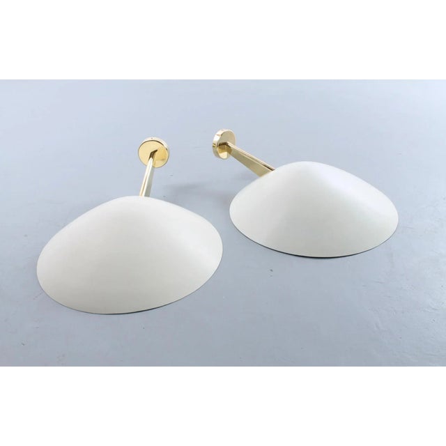 Brass & White 131 Sconces by Giuseppe Ostuni for Oluce, 1950s, Set of 2 For Sale - Image 6 of 18
