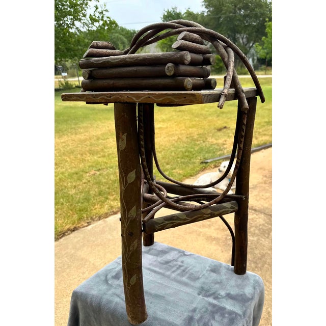 Antique 19th Century Adirondack Bentwood Twig Table With Tramp Art Log Cabin Box. For Sale In Austin - Image 6 of 11