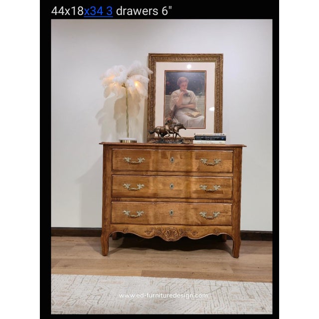 Ethan Allen 1994-1997 Legacy Collection French Provincial Serpentine Chest 3 Drawer Dresser For Sale - Image 11 of 11