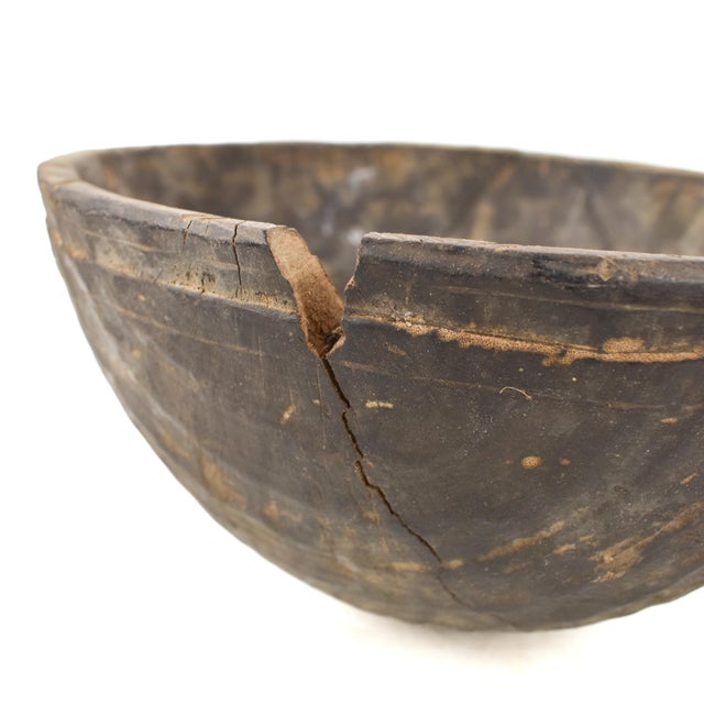 Early 20th Century Nupe Wood Bowl Nigeria For Sale - Image 4 of 7