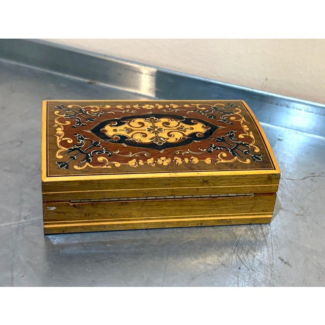 1950s Italian Inlaid Wood Jewelry Box For Sale - Image 5 of 5