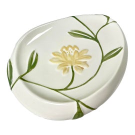 Example of Soap Dishes and Dispensers