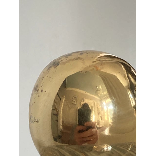 Chelsea House Marbled Gray Porcelain Lidded Urn With Gold Highlights, 2010s For Sale - Image 11 of 12