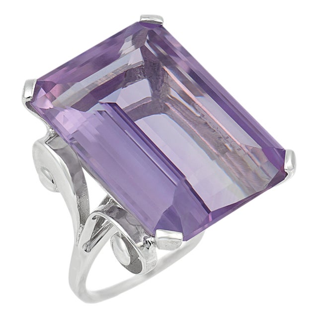 1950s Mid Century 38.00 Carat Amethyst 14k White Gold Cocktail Ring, Size 8.75 For Sale