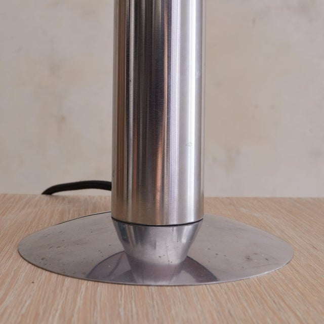 Late 20th Century French Mauve Plexiglass + Chrome Table Lamp by Philippe Rogier for Oxar, 1972 For Sale - Image 5 of 8