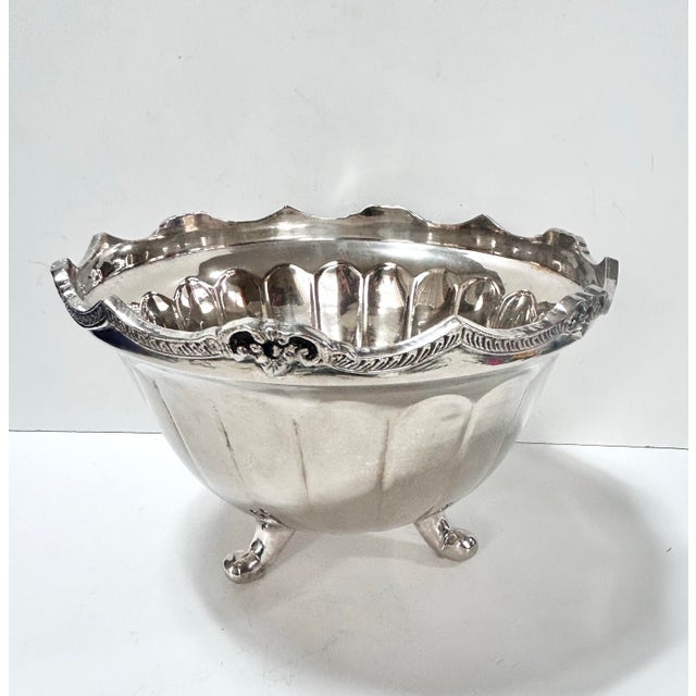 Silver Vintage Silverplate Footed Centerpiece Bowl – Scalloped Floral Rim Serving Bowl For Sale - Image 8 of 11