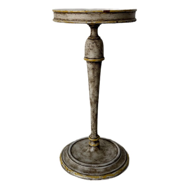 Vintage Hollywood Regency Distressed Painted Round Pedestal Side Table For Sale