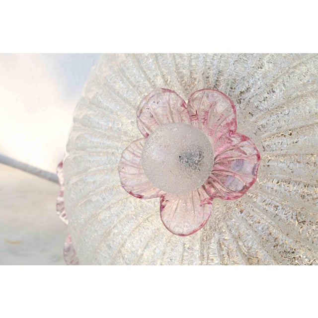 1970s Elegant Italian Pink and Murano Glass Ceiling Flower For Sale - Image 4 of 11