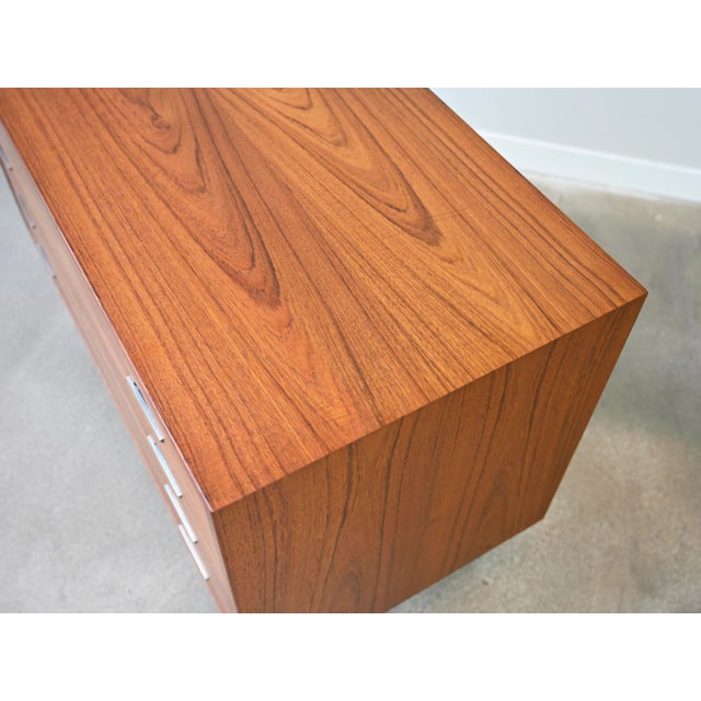 Vintage 4-Drawer Chest of Drawers in Teak by Hans Wagner for Ry Möbler For Sale - Image 15 of 16