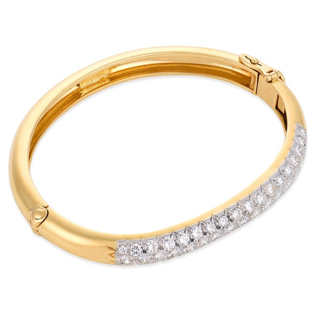 Contemporary David Webb 2.50 Carat Diamond Platinum and 18k Yellow Gold Bracelet For Sale - Image 3 of 5