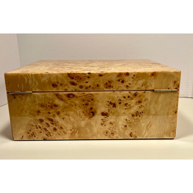 2020s Cuervo Y Sobrinos Swiss-Made Polished Maple Wood Watch & Cigar Presentation Box For Sale - Image 5 of 13
