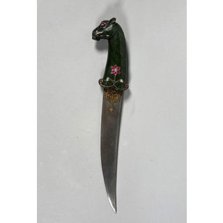 Kard jade dagger with a horse's head, India, Mughal Dynasty (1526-1857) For Sale