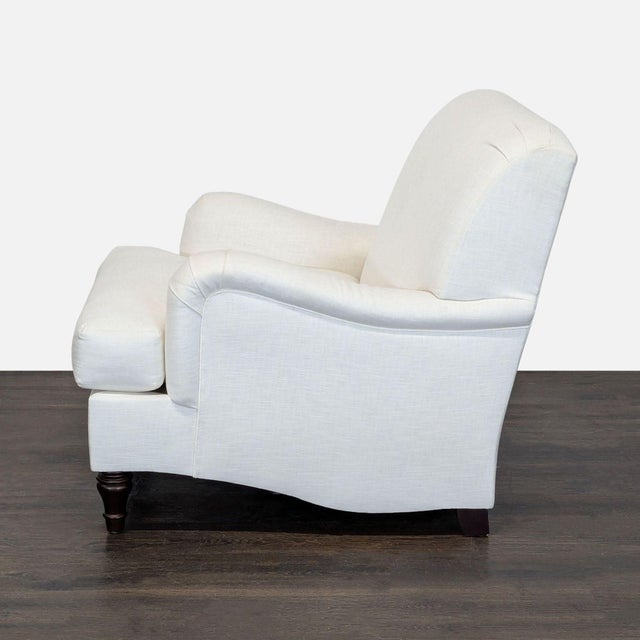 Traditional Pottery Barn Classic White Lounge Chair – Comfortable Upholstered Armchair For Sale - Image 3 of 9