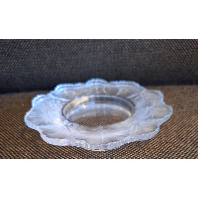 Vintage Honfleur Bowl in Satin-Finished Crystal Glass by Lalique, 1970s For Sale - Image 4 of 4