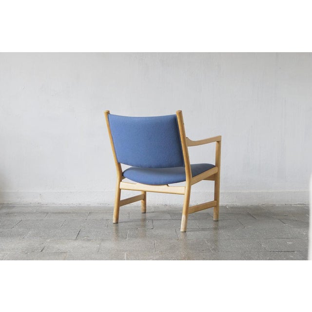 Mid-Century Modern CH52 Armchair by Hans J. Wegner for Carl Hansen & Son For Sale - Image 3 of 11