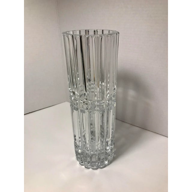 Glass Mid-Century Modern Vertical Cut Crystal Vase For Sale - Image 7 of 9