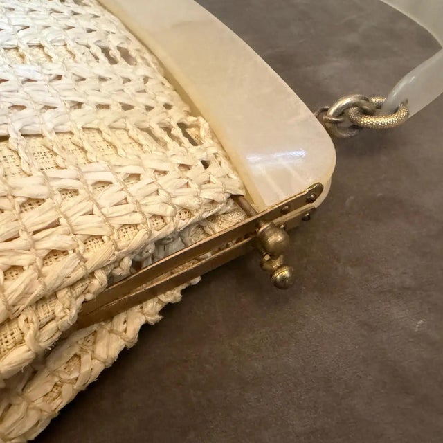 1950s High Quality Bakelite and Woven White Cotton Italian Hand-Bag For Sale - Image 17 of 17