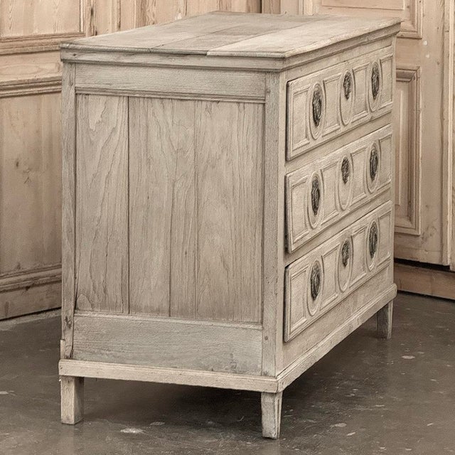 18th Century French Louis XVI Period Commode in Stripped Oak For Sale - Image 10 of 16