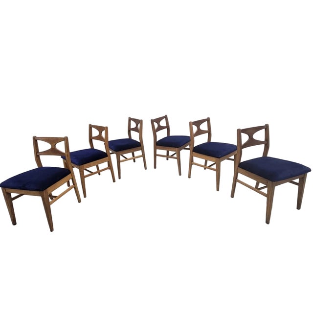 Mid Century Modern Walnut Drop Leaf Table and 6 Chairs Newly Reupholstered For Sale In Chicago - Image 6 of 8