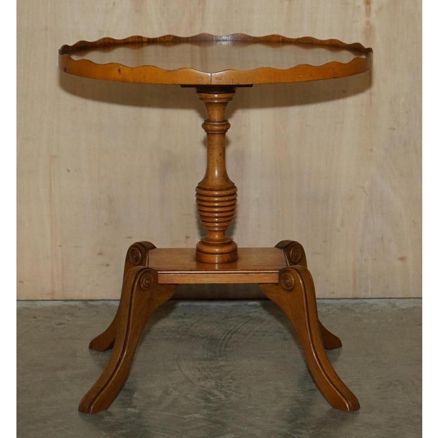 Side Tables in Burr Yew Wood from Beresford & Hicks, Set of 2 For Sale - Image 17 of 18