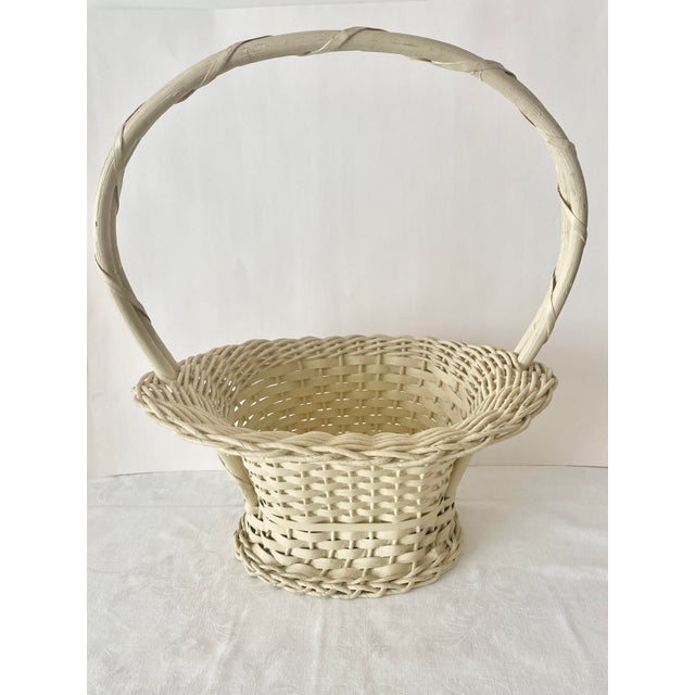 Wood Hand Woven Vintage Uniquely Shaped Basket With Wood Bottom and Handle. For Sale - Image 7 of 14