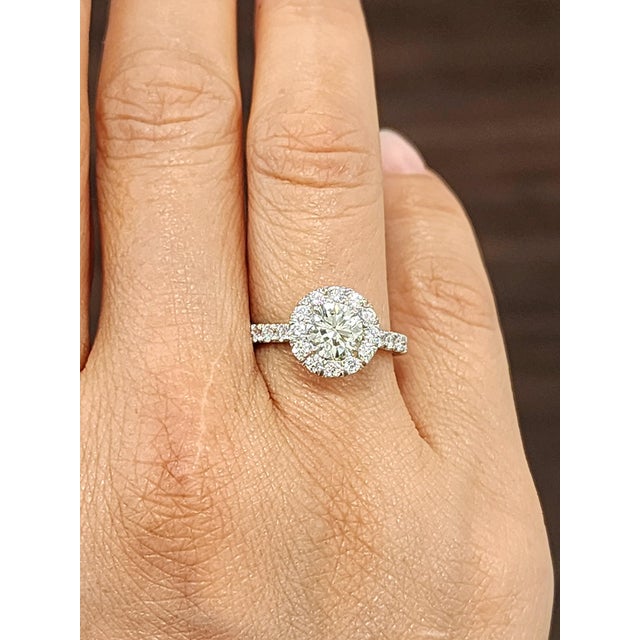 Modern 1.70 Ct Diamond Halo Ring Size 6.5 For Sale - Image 3 of 9
