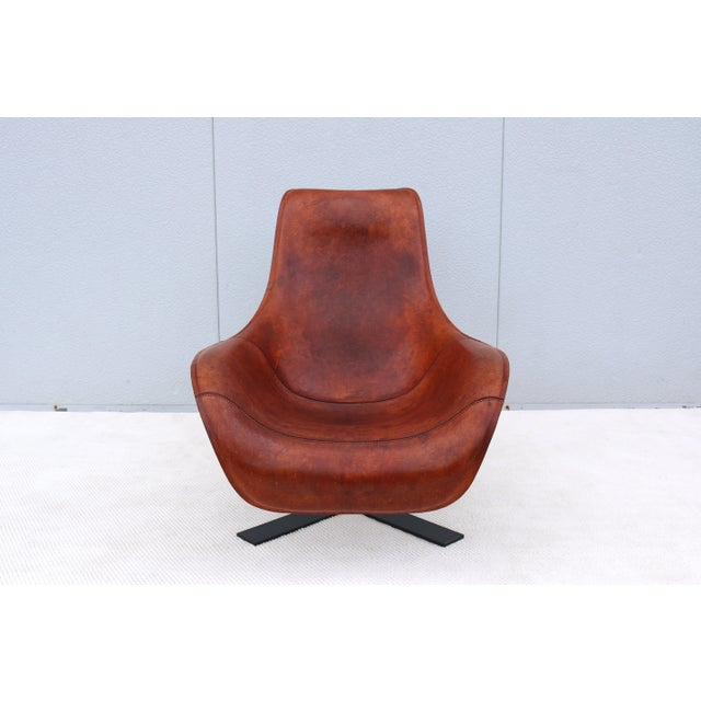 Antonio Citterio for B&b Italia Patinated Cognac Leather Mart Swivel Armchair For Sale In New York - Image 6 of 18