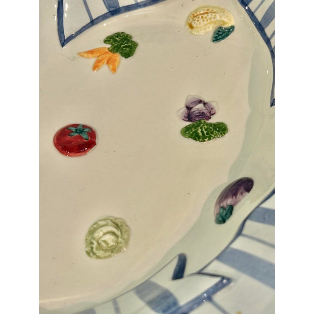 1994 Fitz and Floyd “Petits Vegs” Blue and White Serve Bowl For Sale In New Orleans - Image 6 of 10