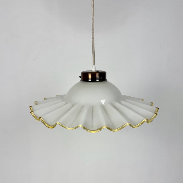 Murano Fazzoletto Glass Pendant Lamp, 1980s, in Flawless conditions. Designed 1920 to 1949 Up to 250V (Europe/UK...