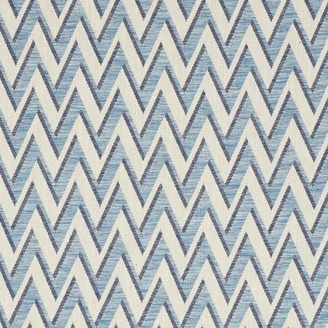 A zigzag jacquard pattern that incorporates twisted melange yarns to soften the geometry, this upholstery fabric adds a...