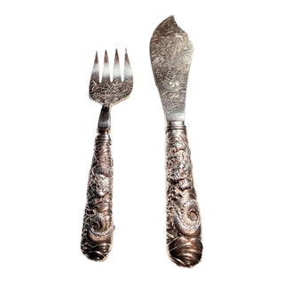 Late 19th Century Ornate Japanese Fish Serving Set For Sale