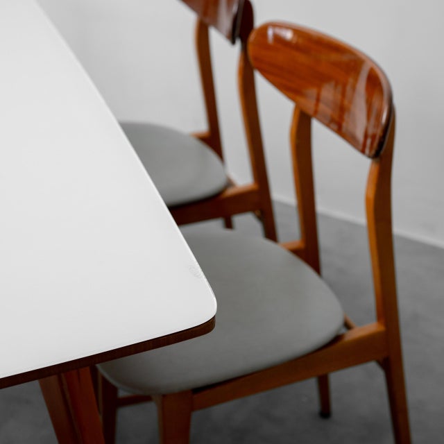 1960s Rectangular Dining Table and Chairs in Wood, 1960s, Set of 7 For Sale - Image 5 of 15
