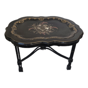 Antique English Regency Black Lacquered Table With Chinoiserie Floral Decoration (?)