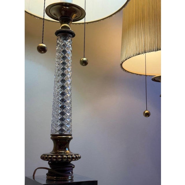 Paul Hanson Vintage Attributed to Paul Hanson Hollywood Regency Crystal & Brass Table Lamps – Matching Pair For Sale - Image 4 of 6