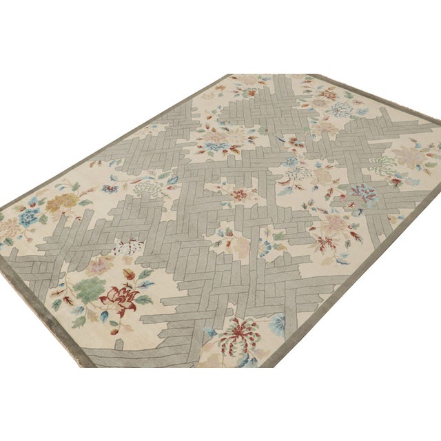 This 9x12 ode to Chinese Art Deco rugs is the next addition to Rug & Kilim’s newly inspired Deco Collection. Hand-knotted...