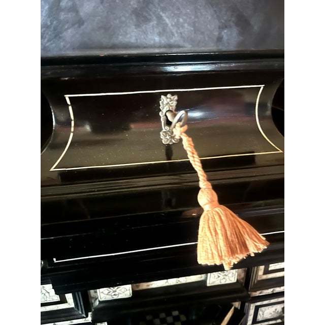 Italian Hand Crafted Lombardy Cabinet on Stand Center Mirror and Etching Details For Sale - Image 9 of 12