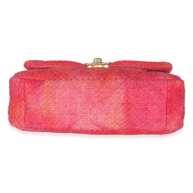 Coral Pink Tweed Quilted Medium Chanel 19 Flap Bag For Sale In New York - Image 6 of 9