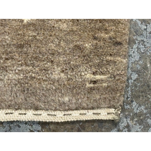 Late 20th Century 3ft 2in × 4ft 3in Kashkuli Gabbeh Wool Area Rug For Sale - Image 5 of 12