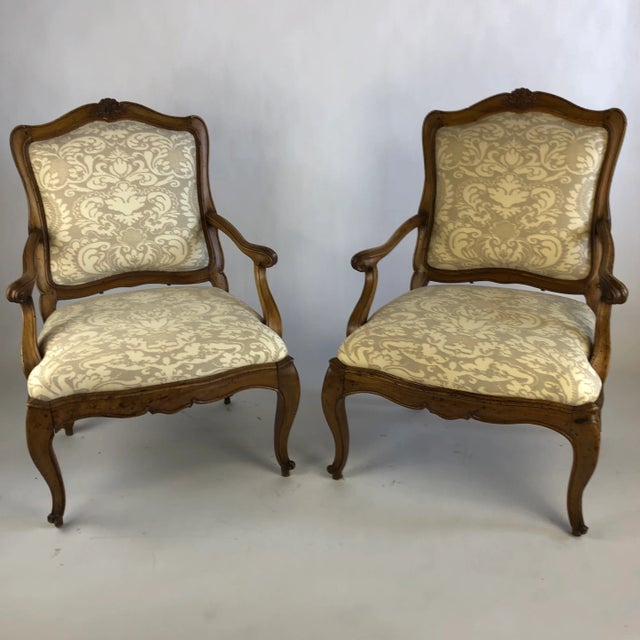 18th Century Italian Louis XV Walnut Armchairs - a Pair For Sale - Image 13 of 13