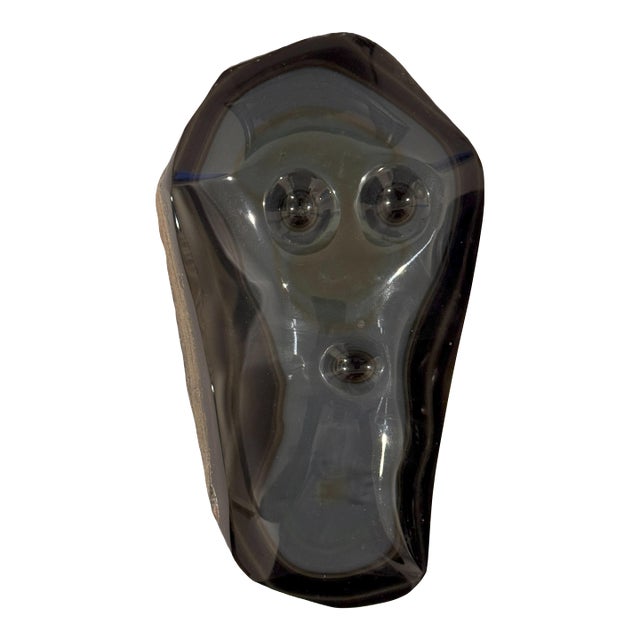 Late 20th Century Polished Volcanic Obsidian Sculpture With Natural and Gloss Finish For Sale