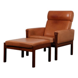 Set of Model AP62 Lounge Chair and Ottoman in Leather by Hans J. Wegner, 1960s For Sale