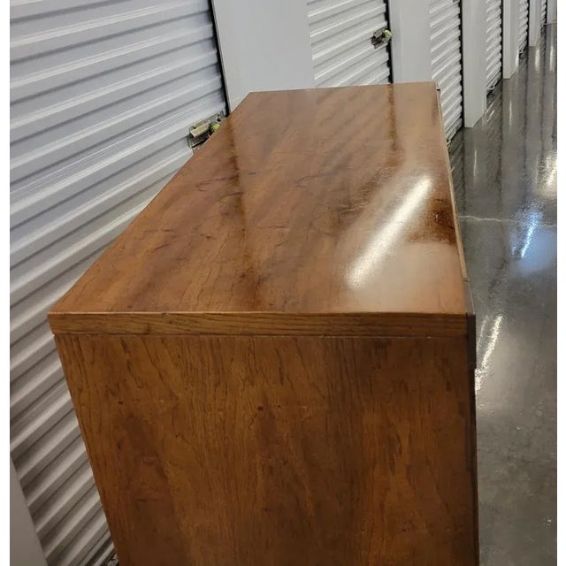 Vintage Huntley Thomasville Pecan Campaign Style 5 Drawer Chest For Sale In Raleigh - Image 6 of 11