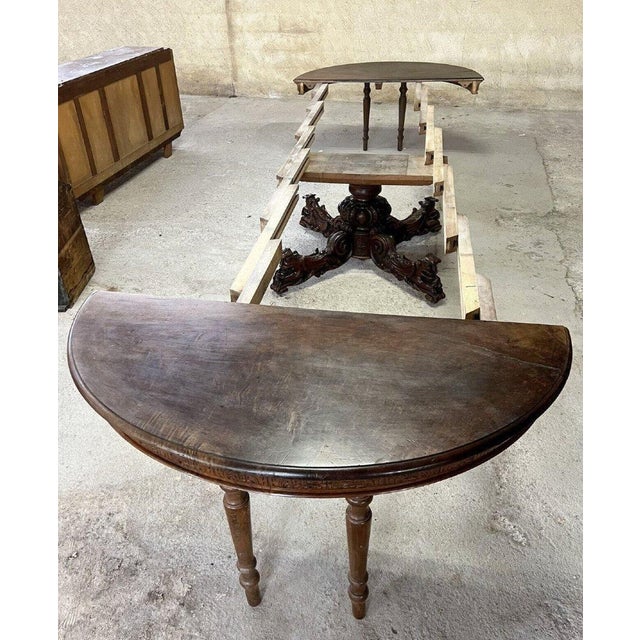 Extendable Renaissance Style Table in Walnut For Sale - Image 3 of 6
