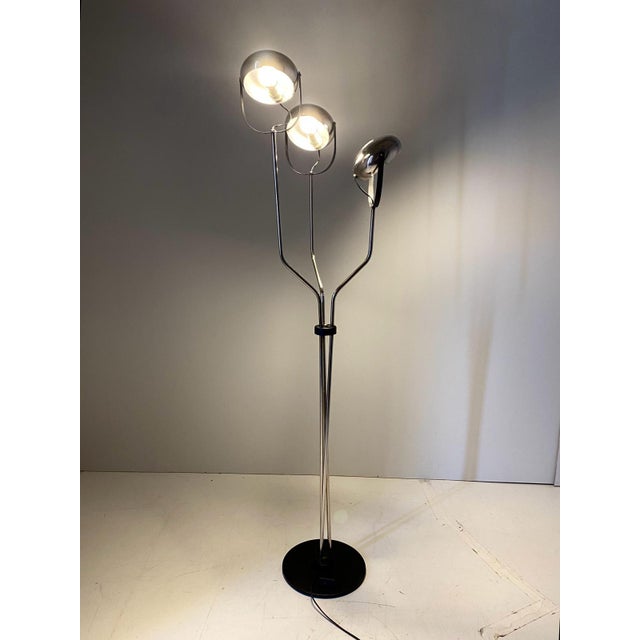 Reggiani Chrome Steel Floor Lamp with Three Adjustable Light Points from Reggiani, 1960s For Sale - Image 4 of 14